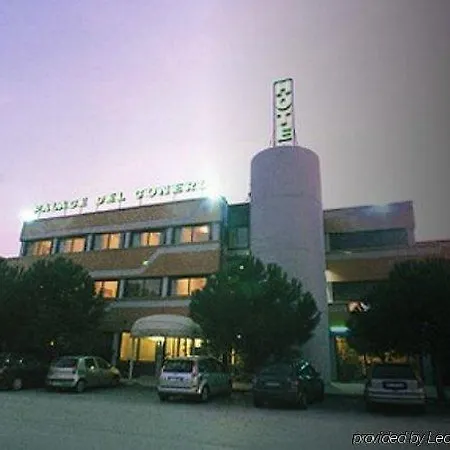 Palace Del Conero オージモ