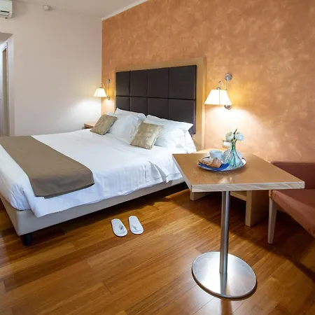 Szálloda Palace Del Conero 4*