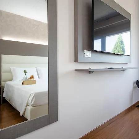 Palace Del Conero 4*