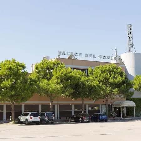 Hotel Palace Del Conero